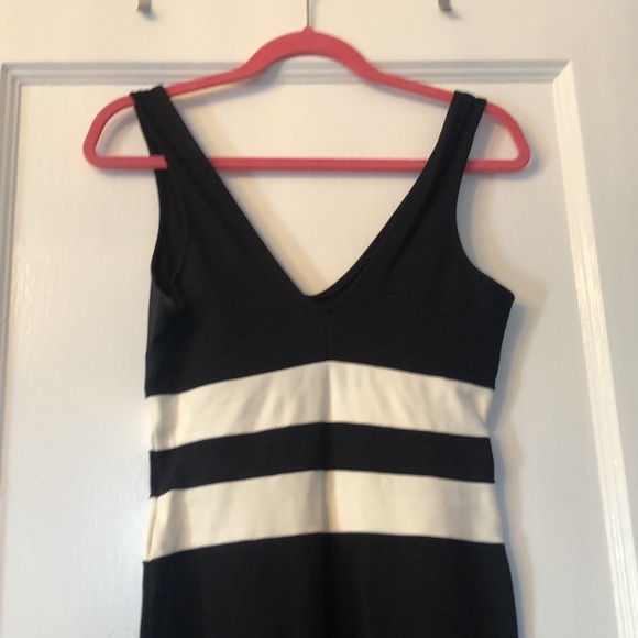 Guess Midi Striped Dress - Picture 3 of 3